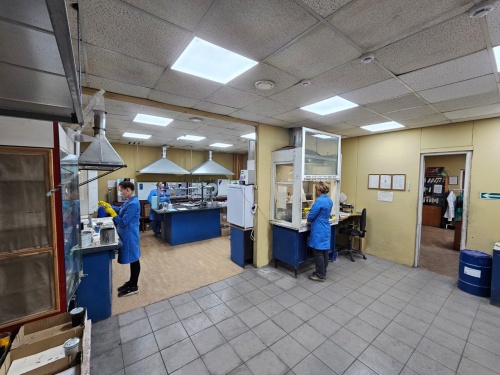 СОБСТВЕННАЯ ЛАБОРАТОРИЯ